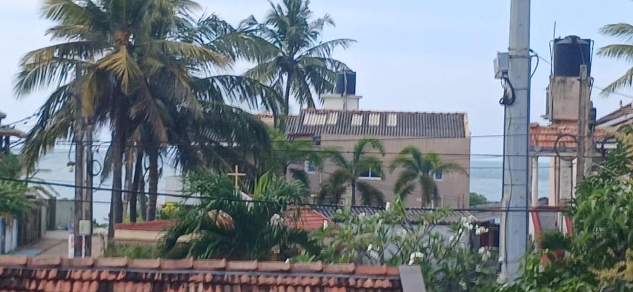 Oviniru Beach Hotel Negombo Zewnętrze zdjęcie